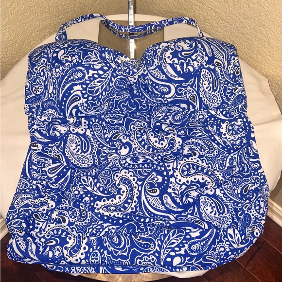 Liz Claiborne Women’s Swimsuit top. - Picture 5 of 6